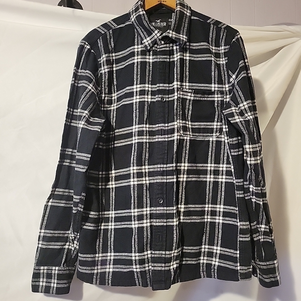 Hollister Black and White Checkered Shirt